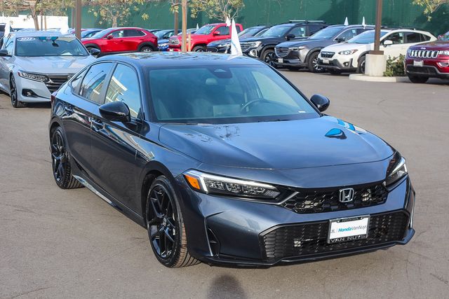 2025 Honda Civic Sport photo 2