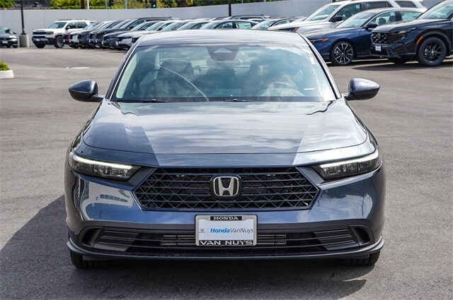 2025 Honda Accord LX photo 2