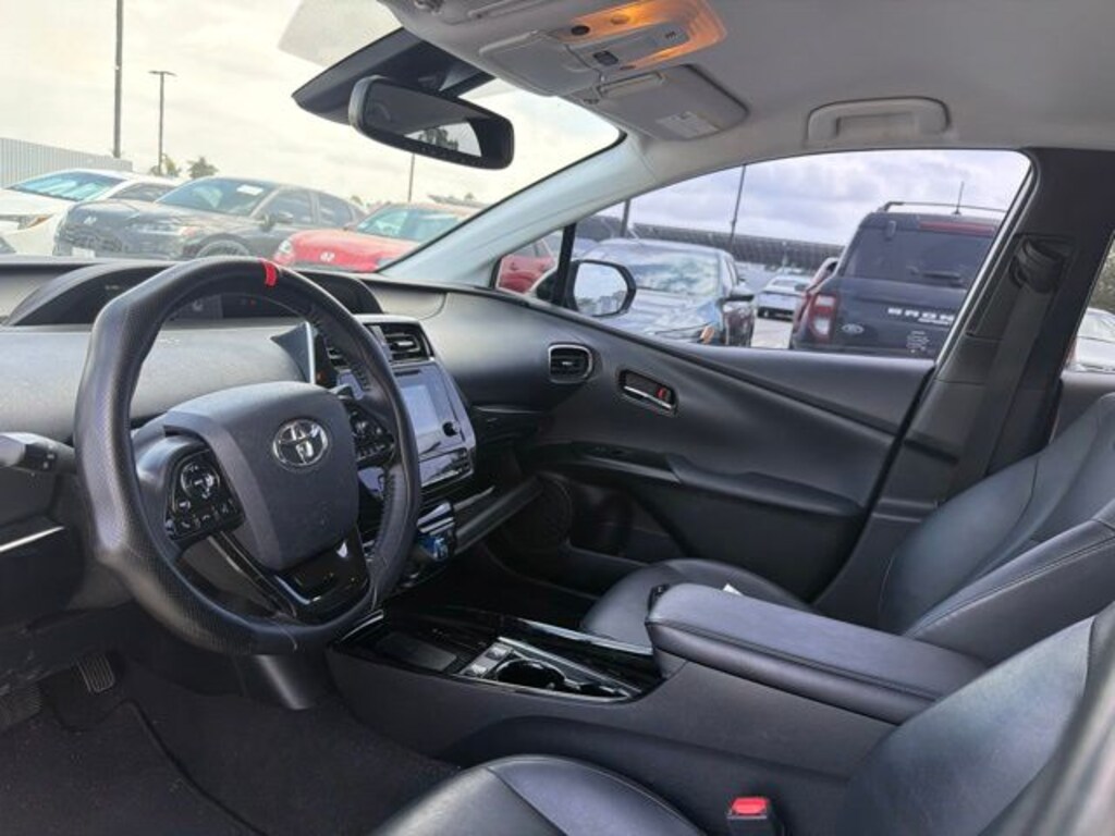 Used 2019 Toyota Prius XLE Hatchback