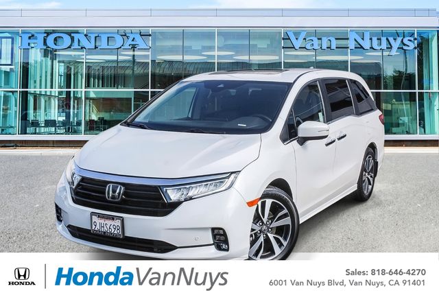 2024 Honda Odyssey Touring's photo
