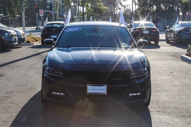 Used 2016 Dodge Charger R/T with VIN 2C3CDXCT2GH222596 for sale in Van Nuys, CA