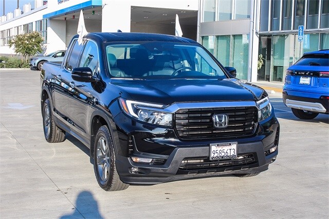 2023 Honda Ridgeline RTL-E photo 2