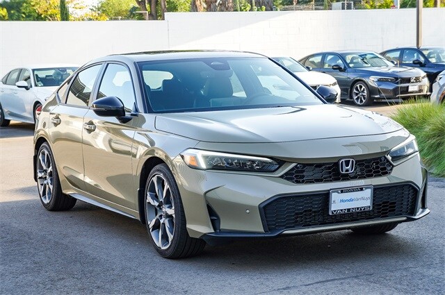 2026 Honda Civic Hybrid Sport Touring Hatchback photo 3