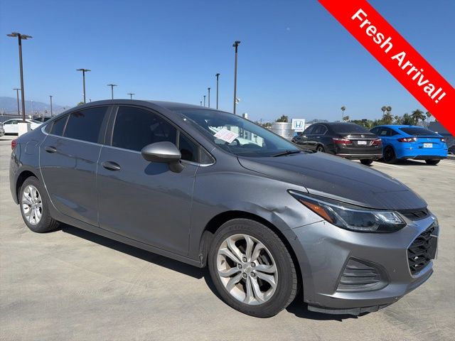 2019 Chevrolet Cruze 1LT Auto's photo