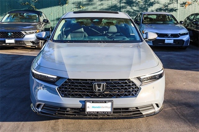 2025 Honda Accord Hybrid Touring photo 2