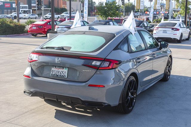 2025 Honda Civic Sport photo 4