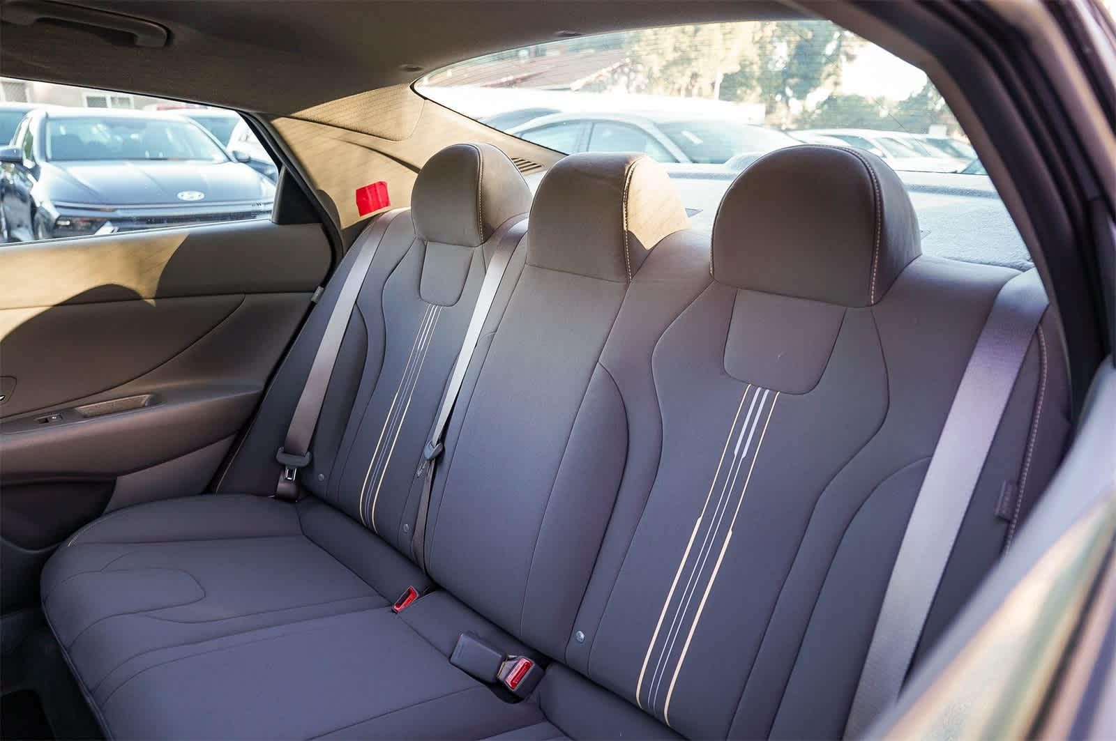 Thumbnail: 2026 Hyundai Elantra - 21