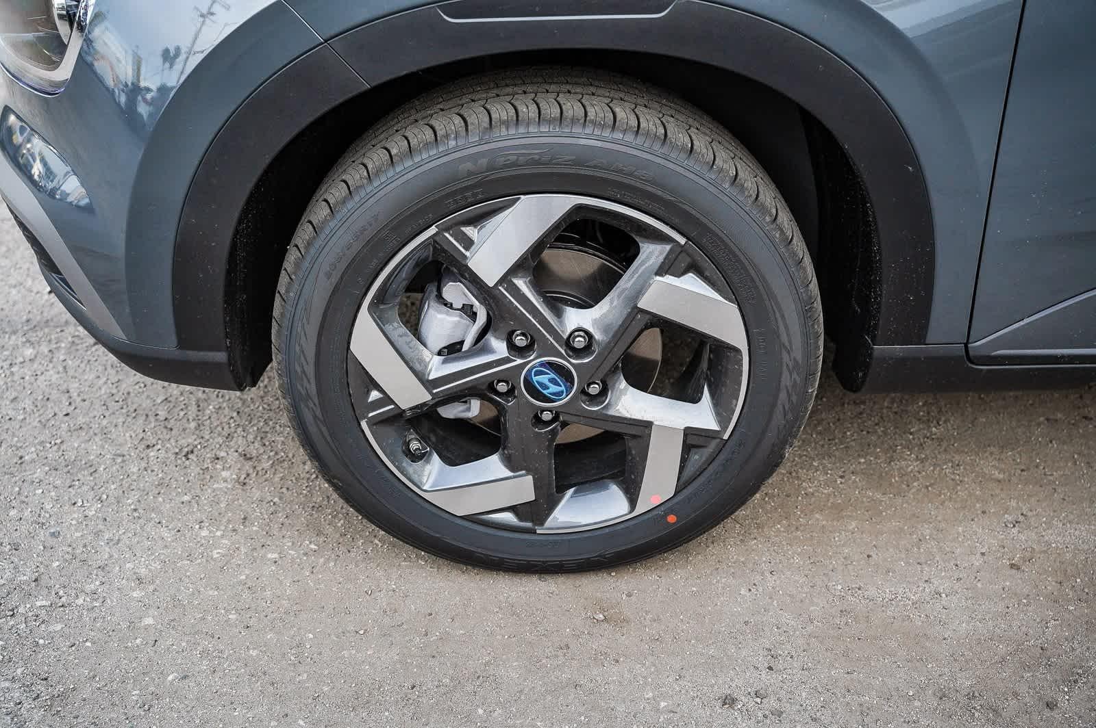 Thumbnail: 2026 Hyundai Venue - 6