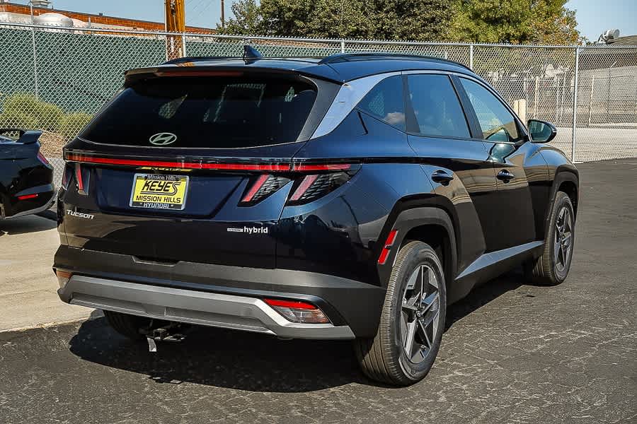 Thumbnail: 2025 Hyundai Tucson - 4