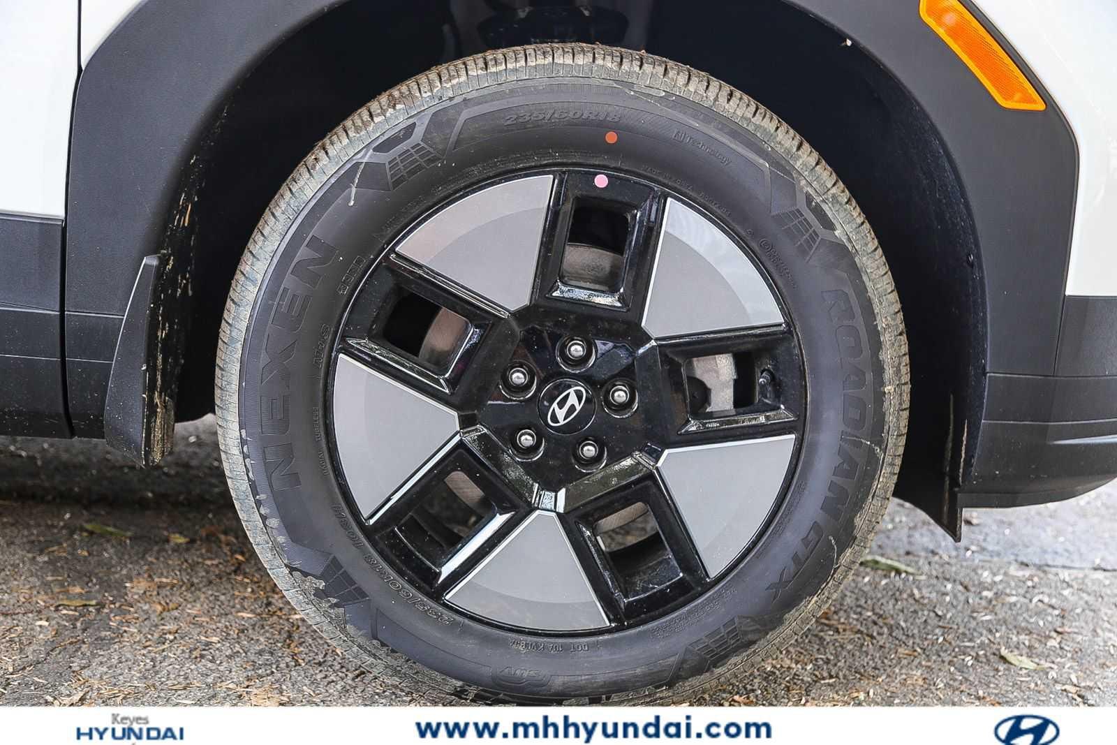 Thumbnail: 2026 Hyundai Santa Fe - 10