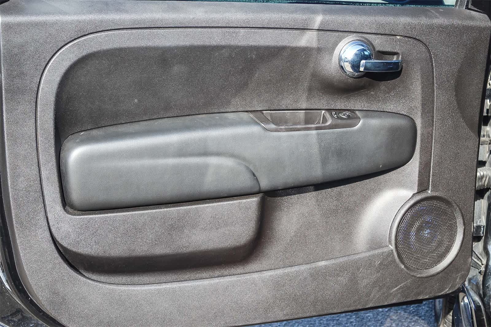 Thumbnail: 2019 Fiat 500e - 20
