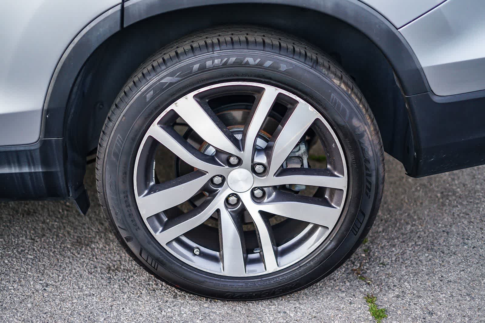 Thumbnail: 2017 Honda Pilot - 10