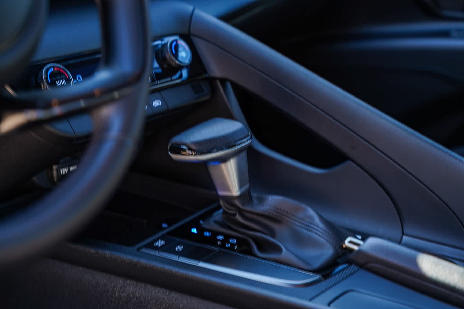 Thumbnail: 2025 Hyundai Elantra - 18