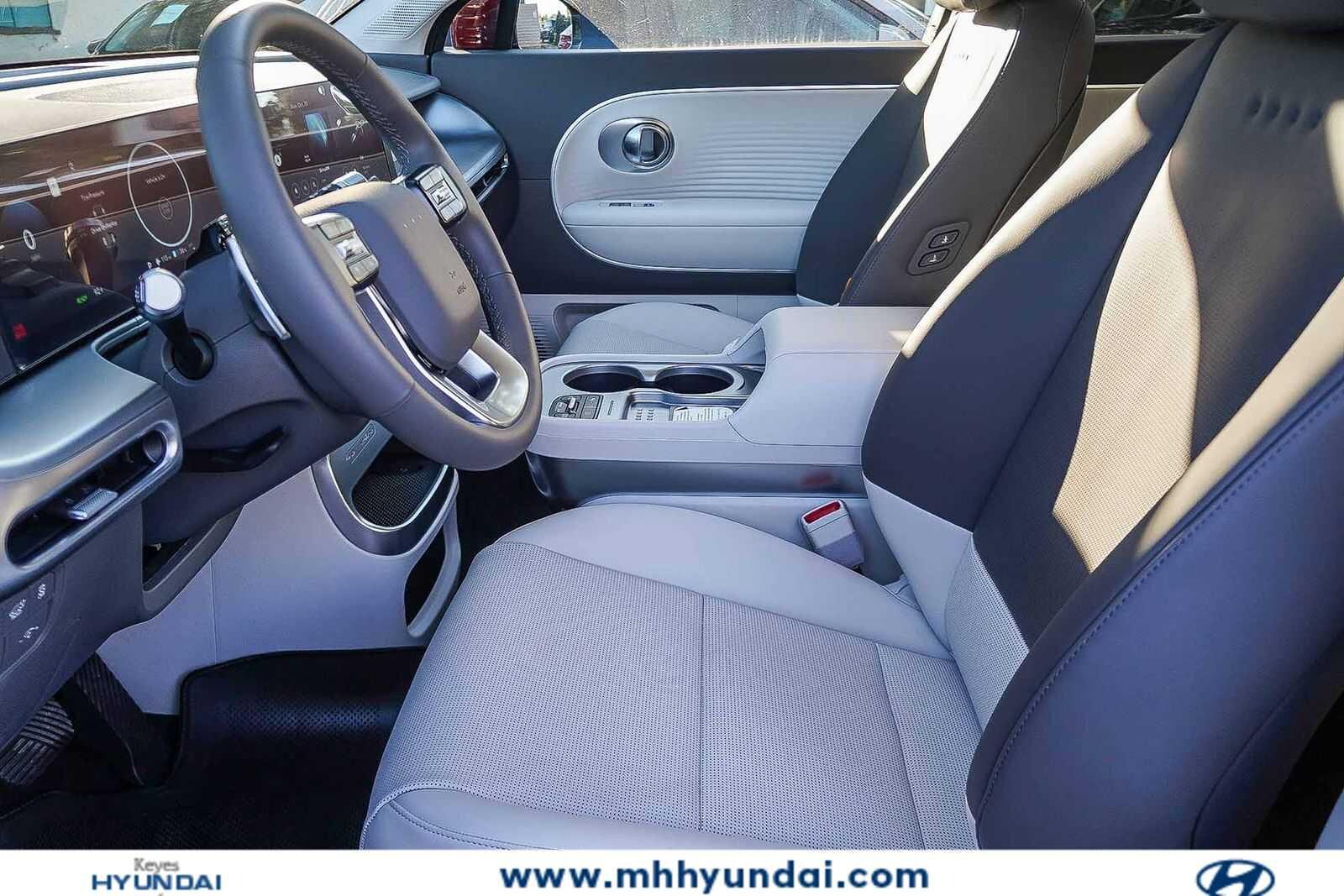 Thumbnail: 2026 Hyundai Ioniq - 17