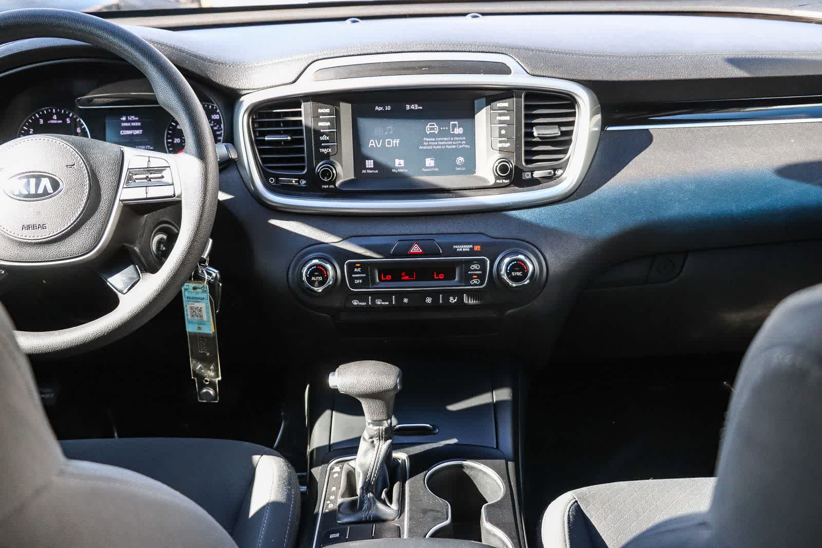 Thumbnail: 2019 Kia Sorento - 13