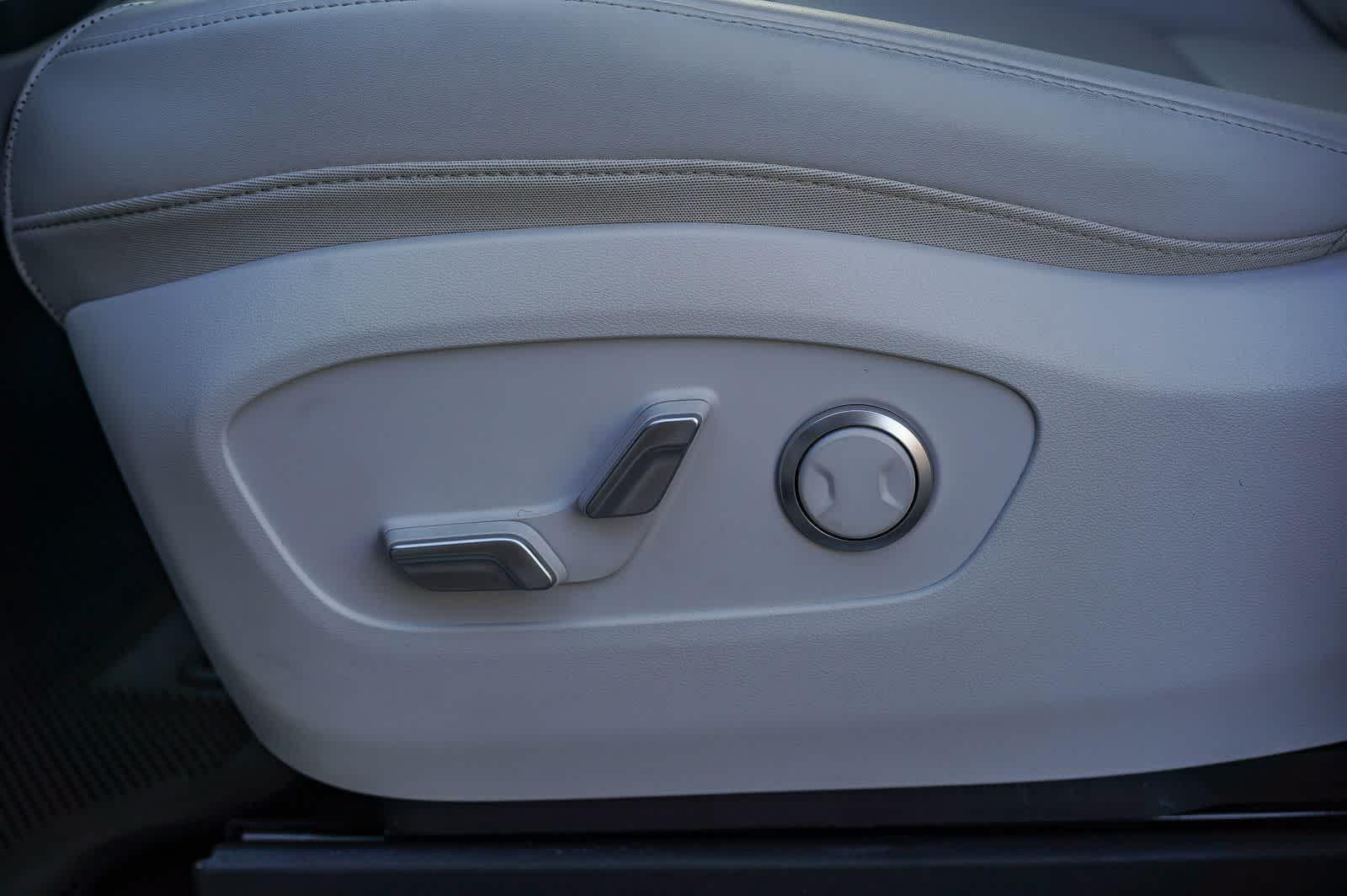 Thumbnail: 2026 Hyundai Ioniq - 23