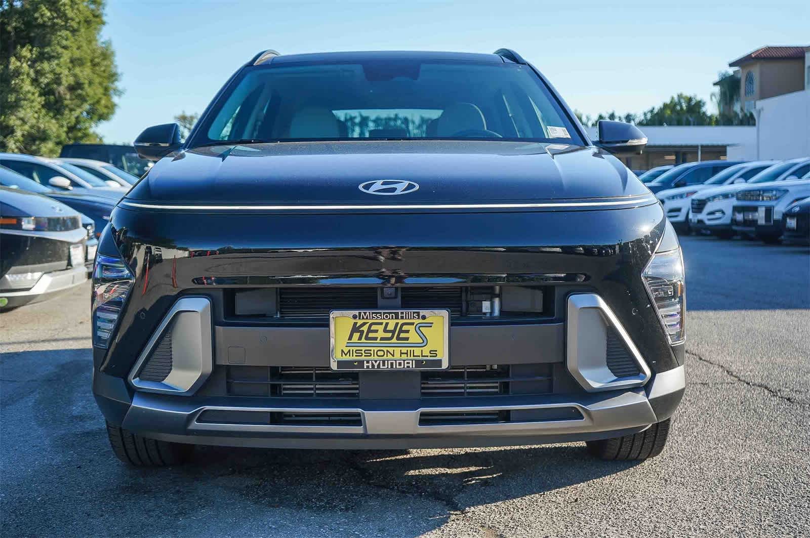 2024 Hyundai Kona Limited photo 2