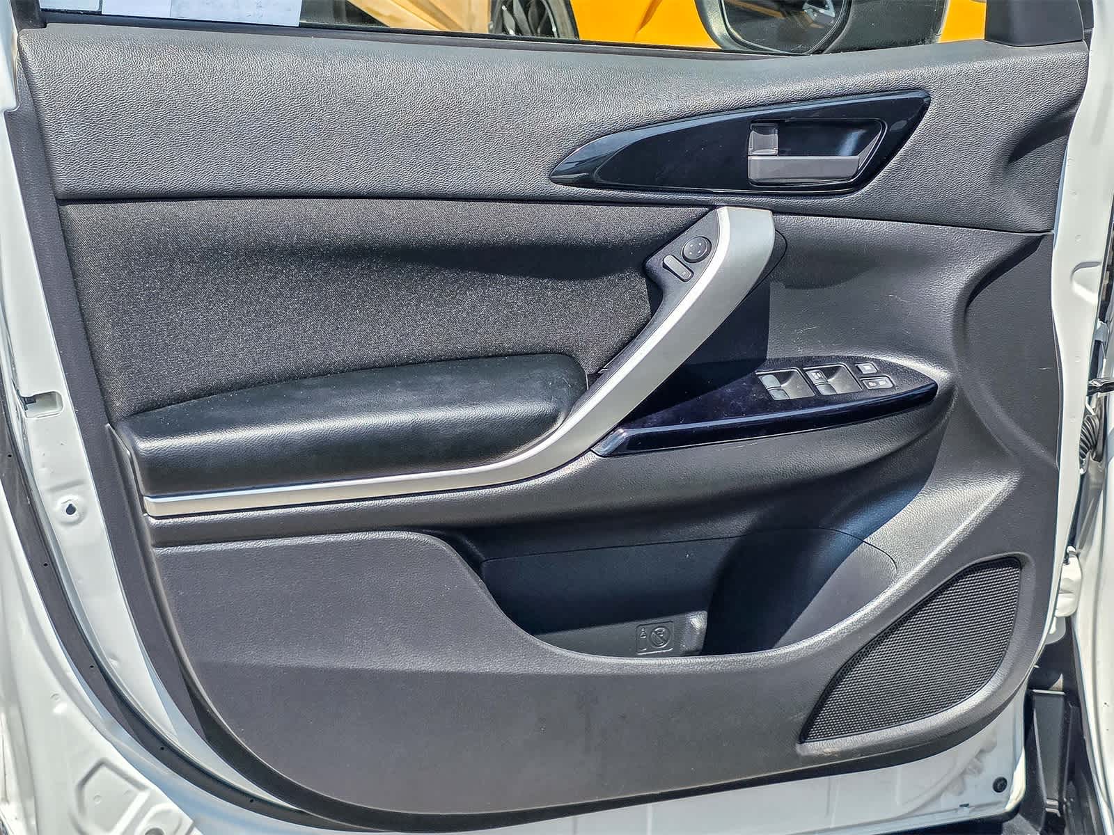Thumbnail: 2019 Mitsubishi Eclipse Cross - 21