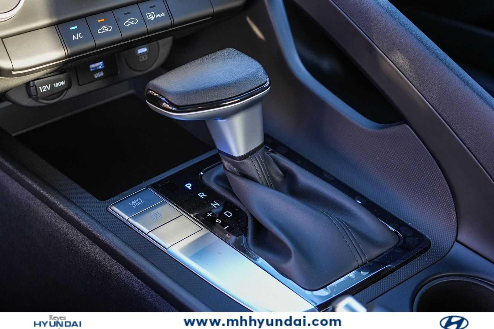 Thumbnail: 2026 Hyundai Elantra - 22
