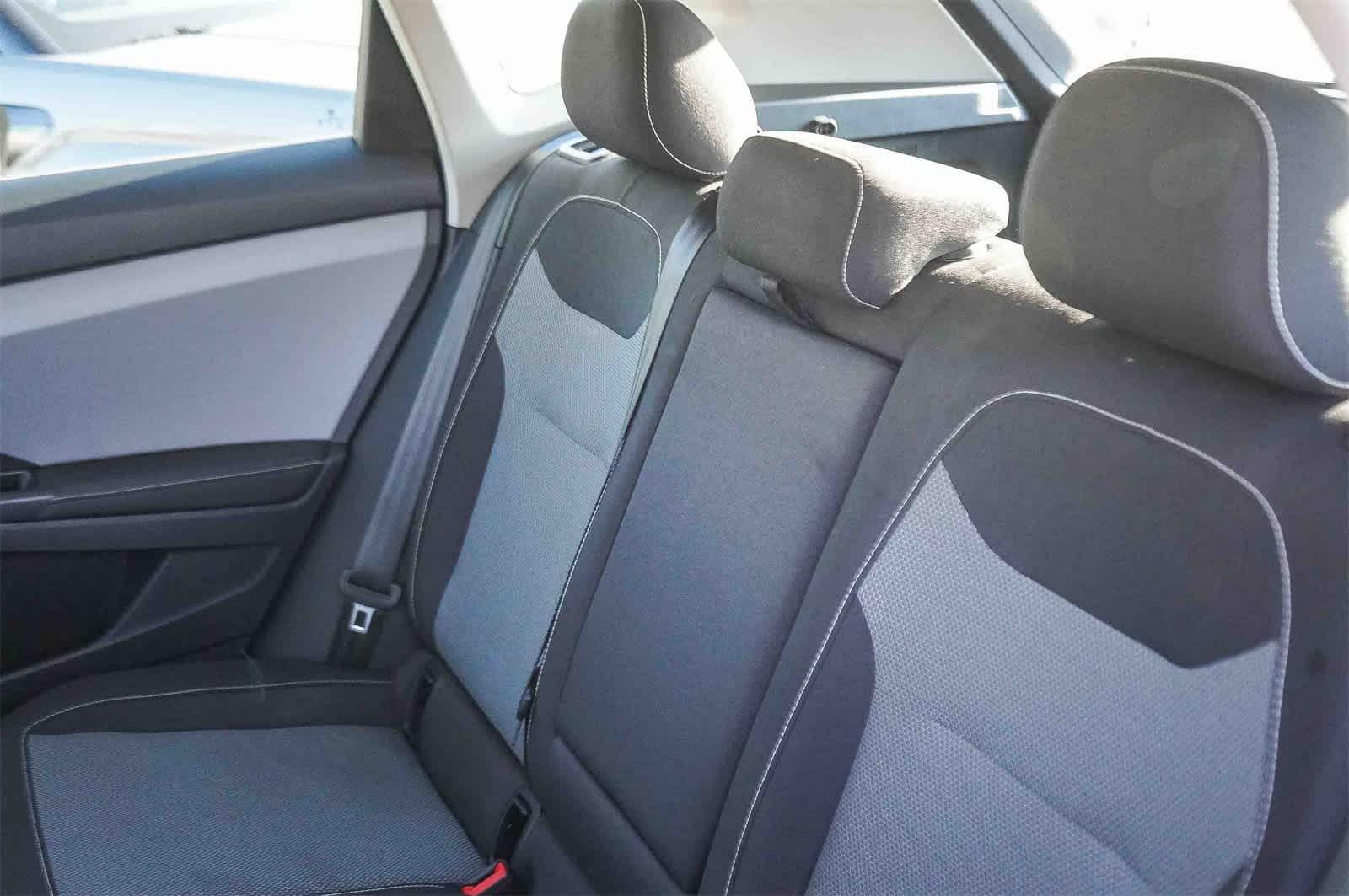 Thumbnail: 2024 Volkswagen Taos - 18