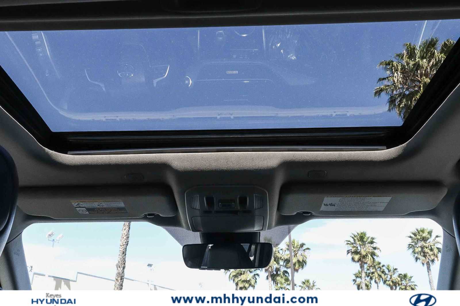 Thumbnail: 2023 Toyota Highlander - 11