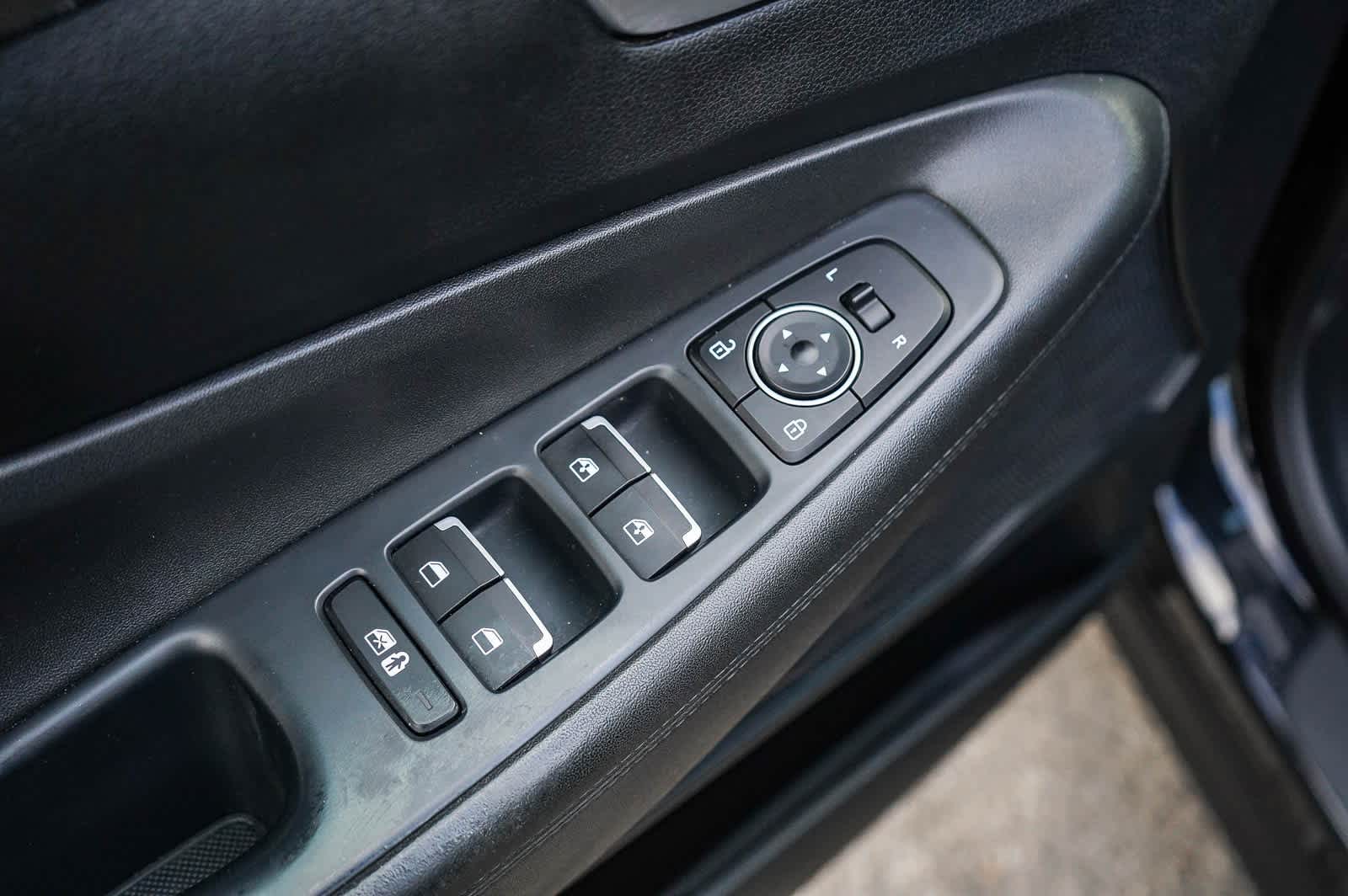 Thumbnail: 2022 Hyundai Santa Fe - 19