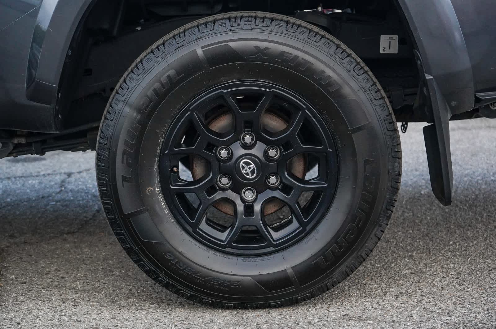 Thumbnail: 2022 Toyota Tacoma - 24