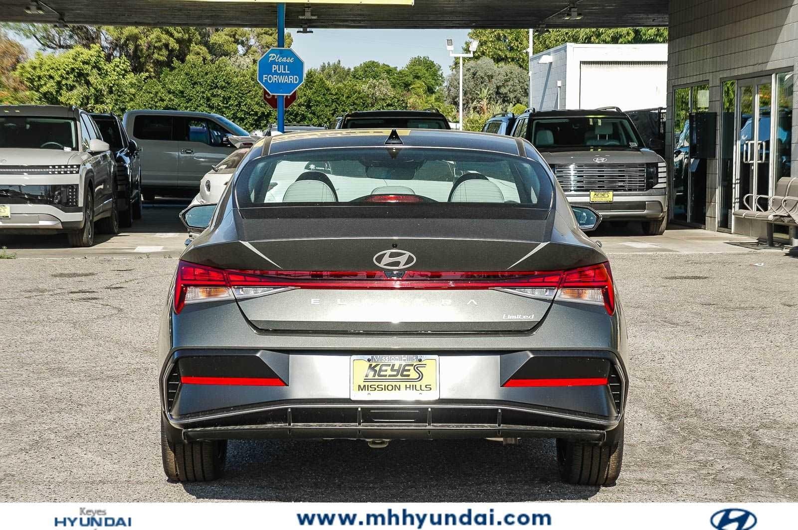 Thumbnail: 2026 Hyundai Elantra - 5