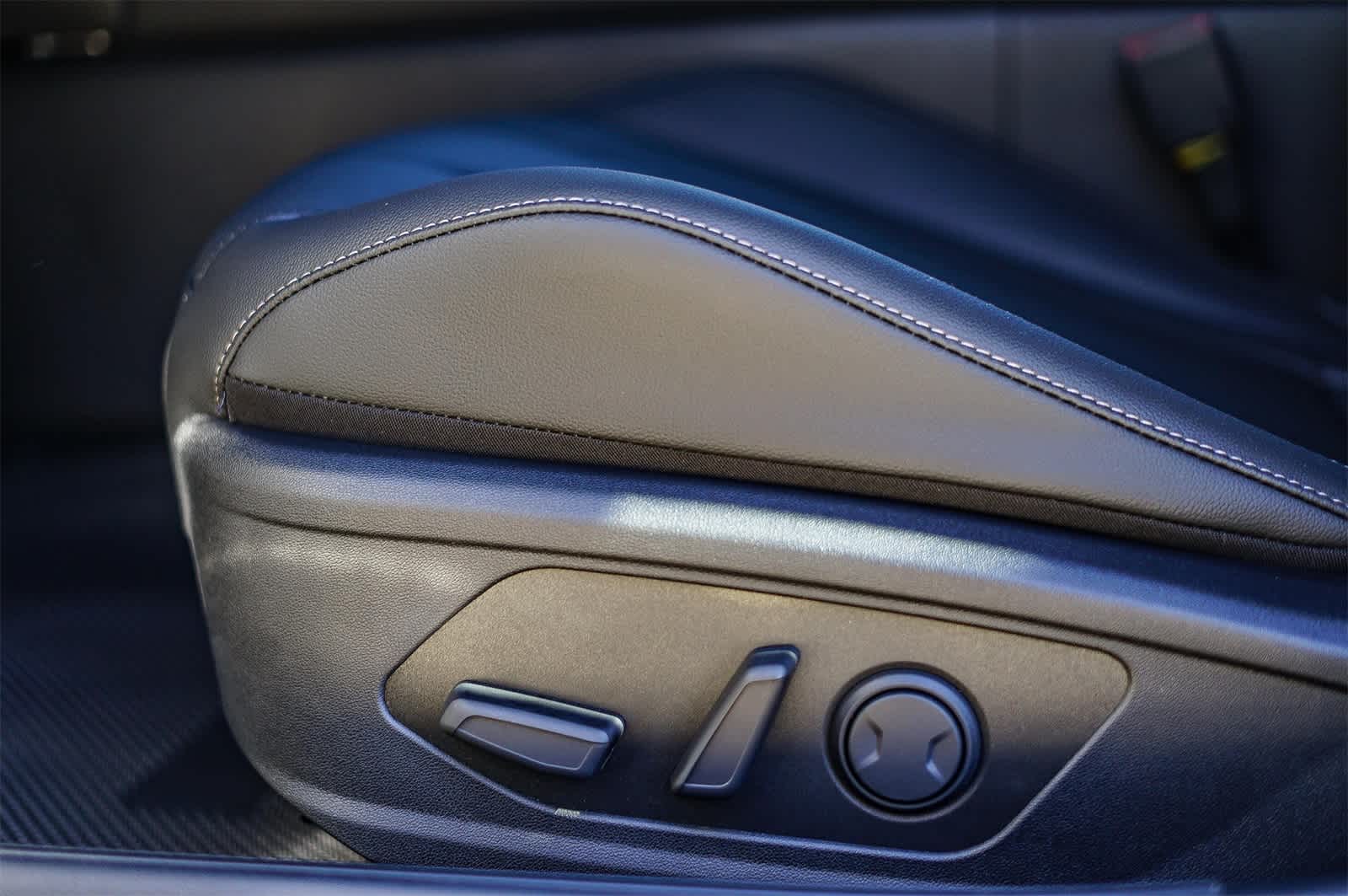 Thumbnail: 2025 Hyundai Elantra - 23