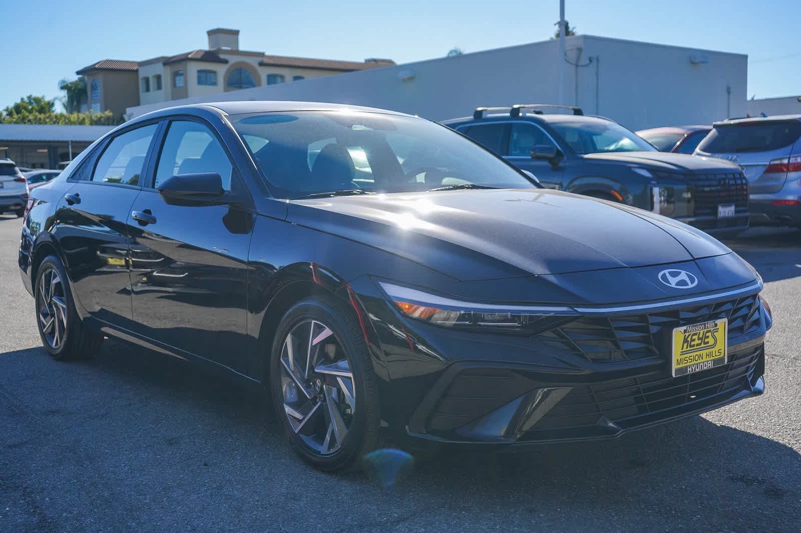 Thumbnail: 2025 Hyundai Elantra - 3