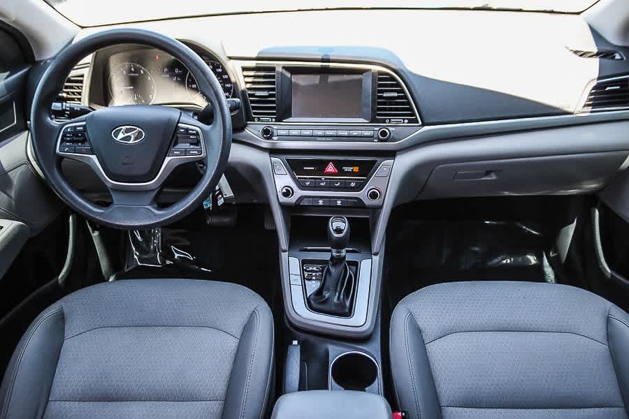 Thumbnail: 2017 Hyundai Elantra - 15
