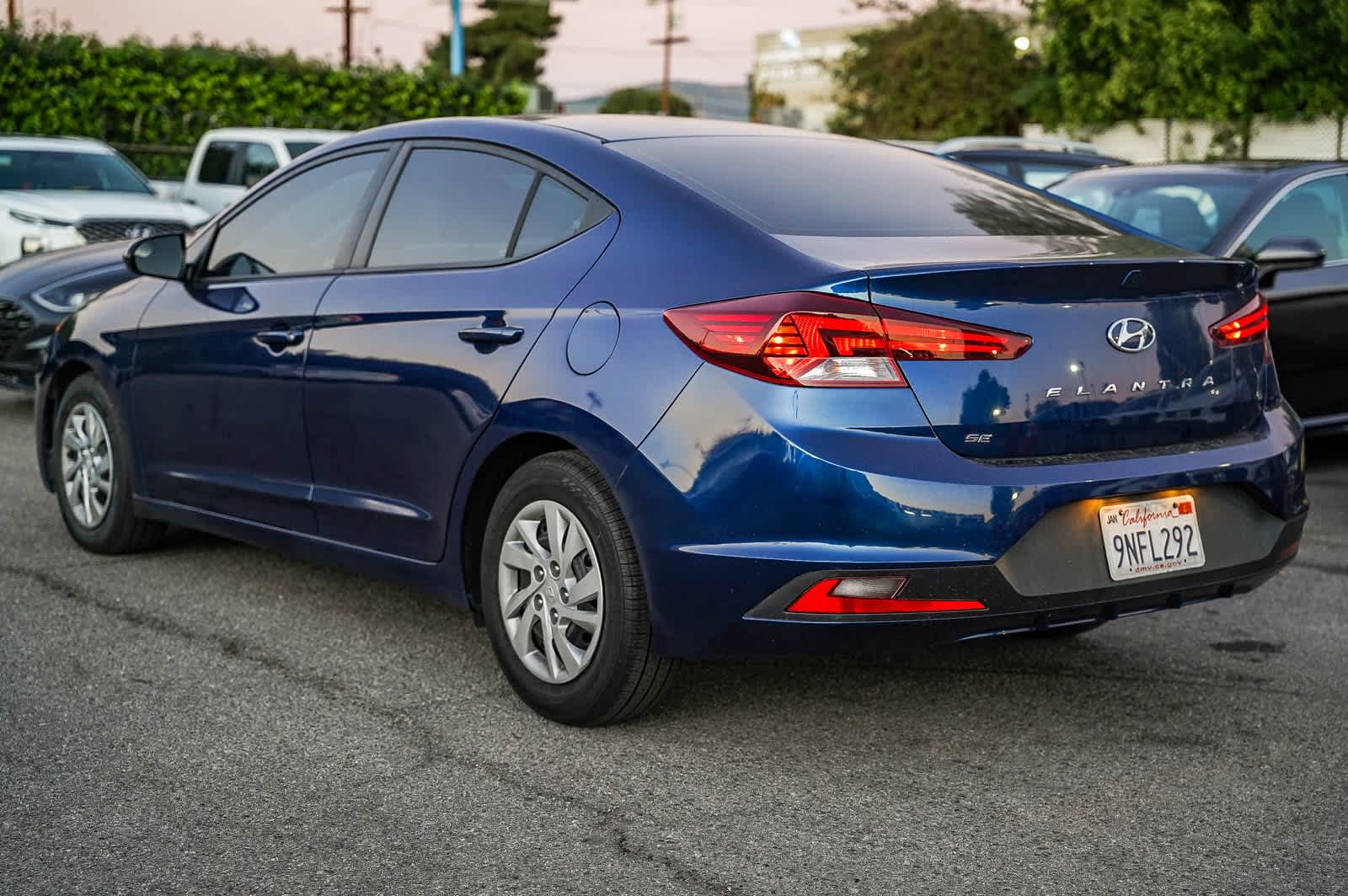 Thumbnail: 2020 Hyundai Elantra - 6