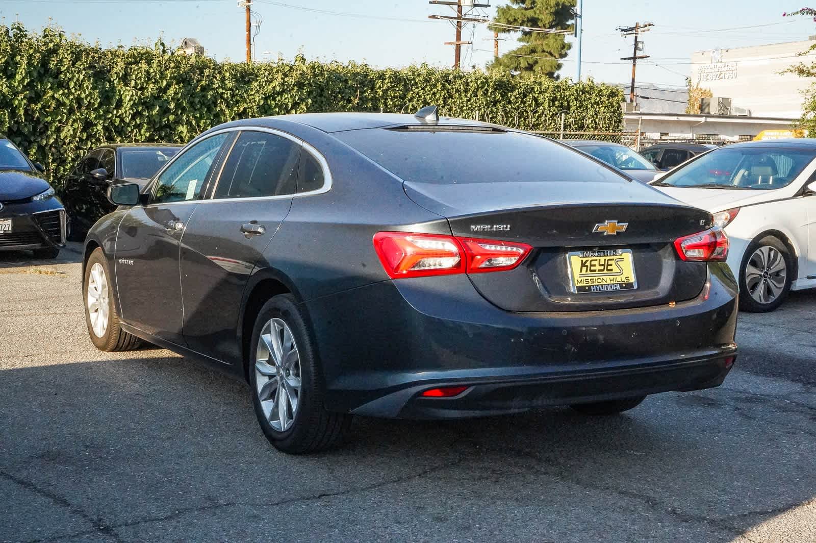 Thumbnail: 2020 Chevrolet Malibu - 6