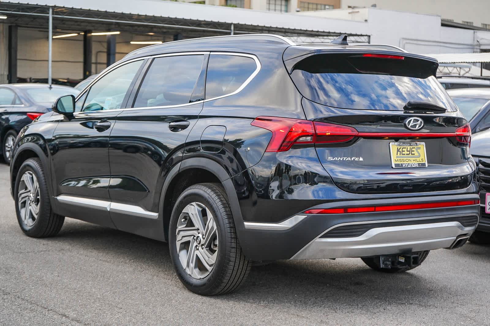 Thumbnail: 2022 Hyundai Santa Fe - 6