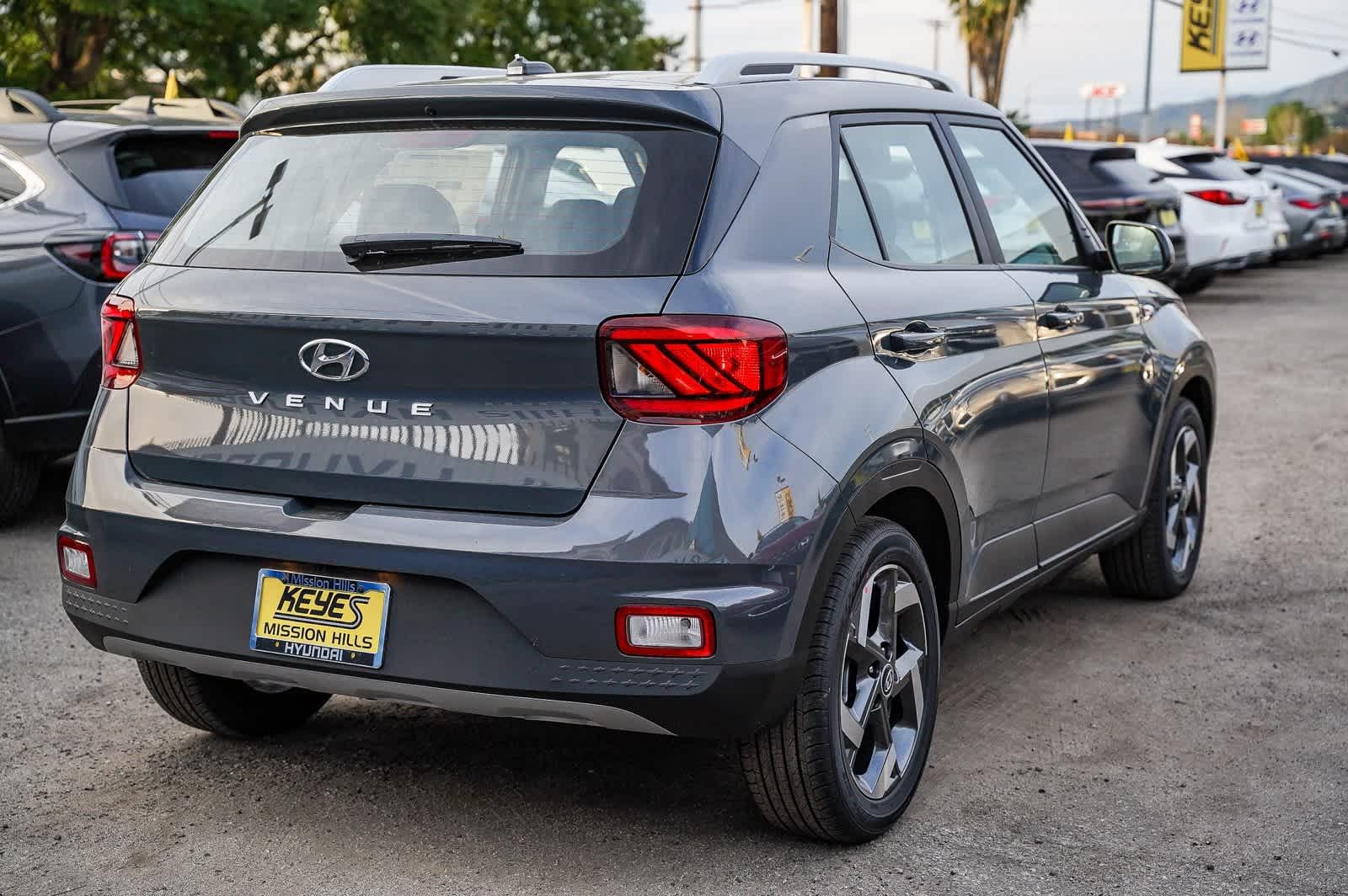 Thumbnail: 2026 Hyundai Venue - 10