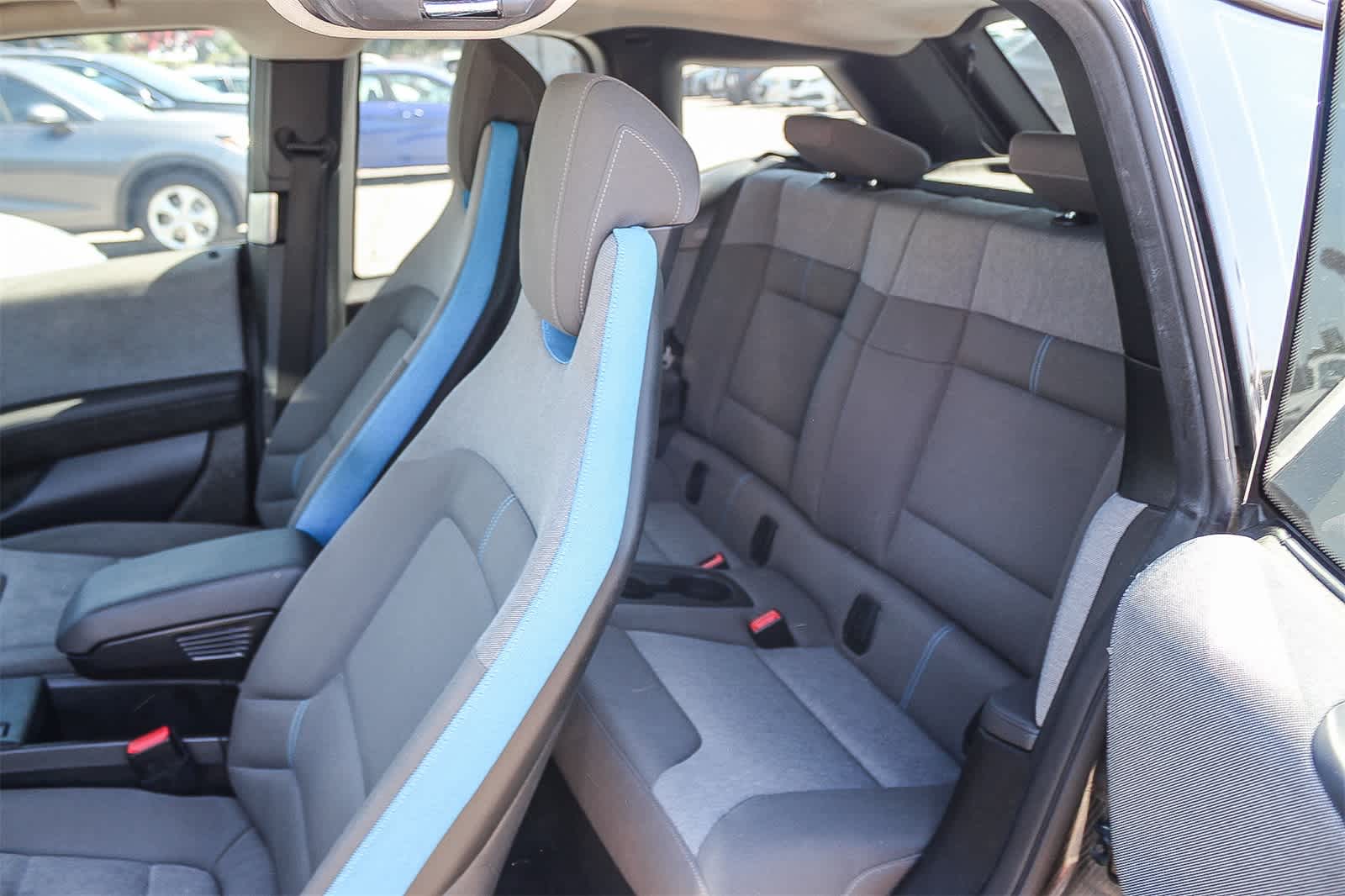 Thumbnail: 2019 BMW i3 - 12