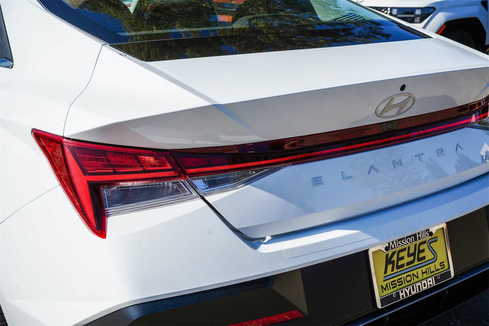 Thumbnail: 2025 Hyundai Elantra - 11