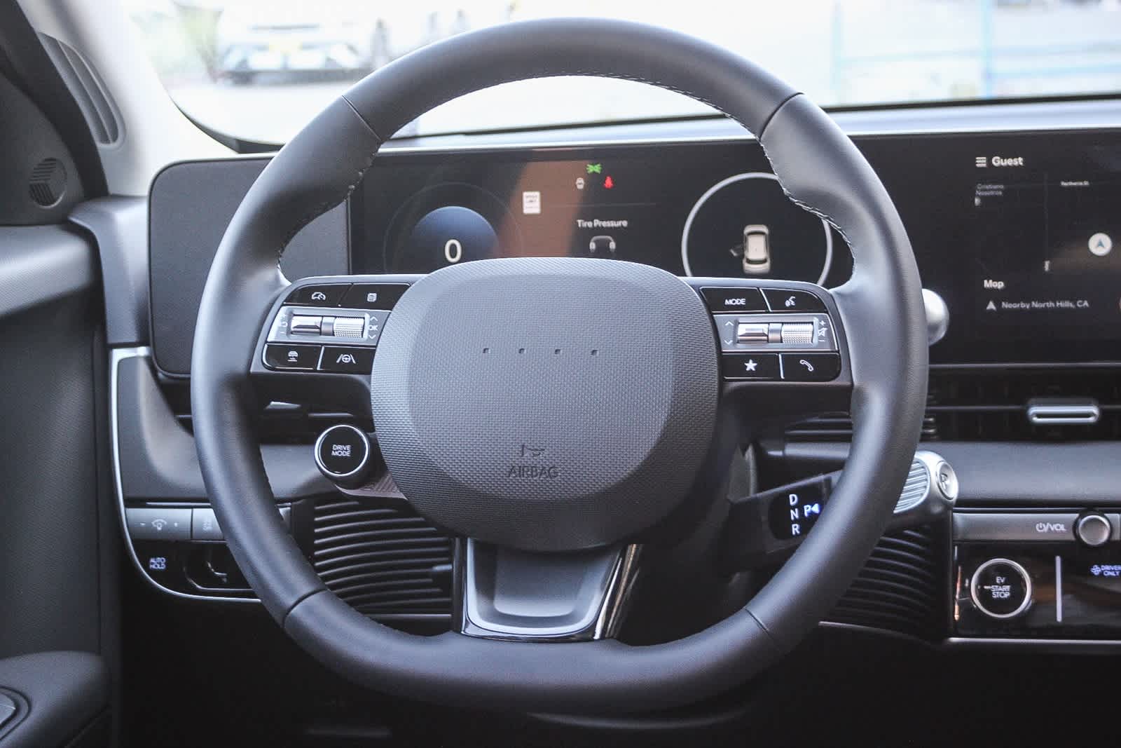 Thumbnail: 2025 Hyundai Ioniq 5 - 18