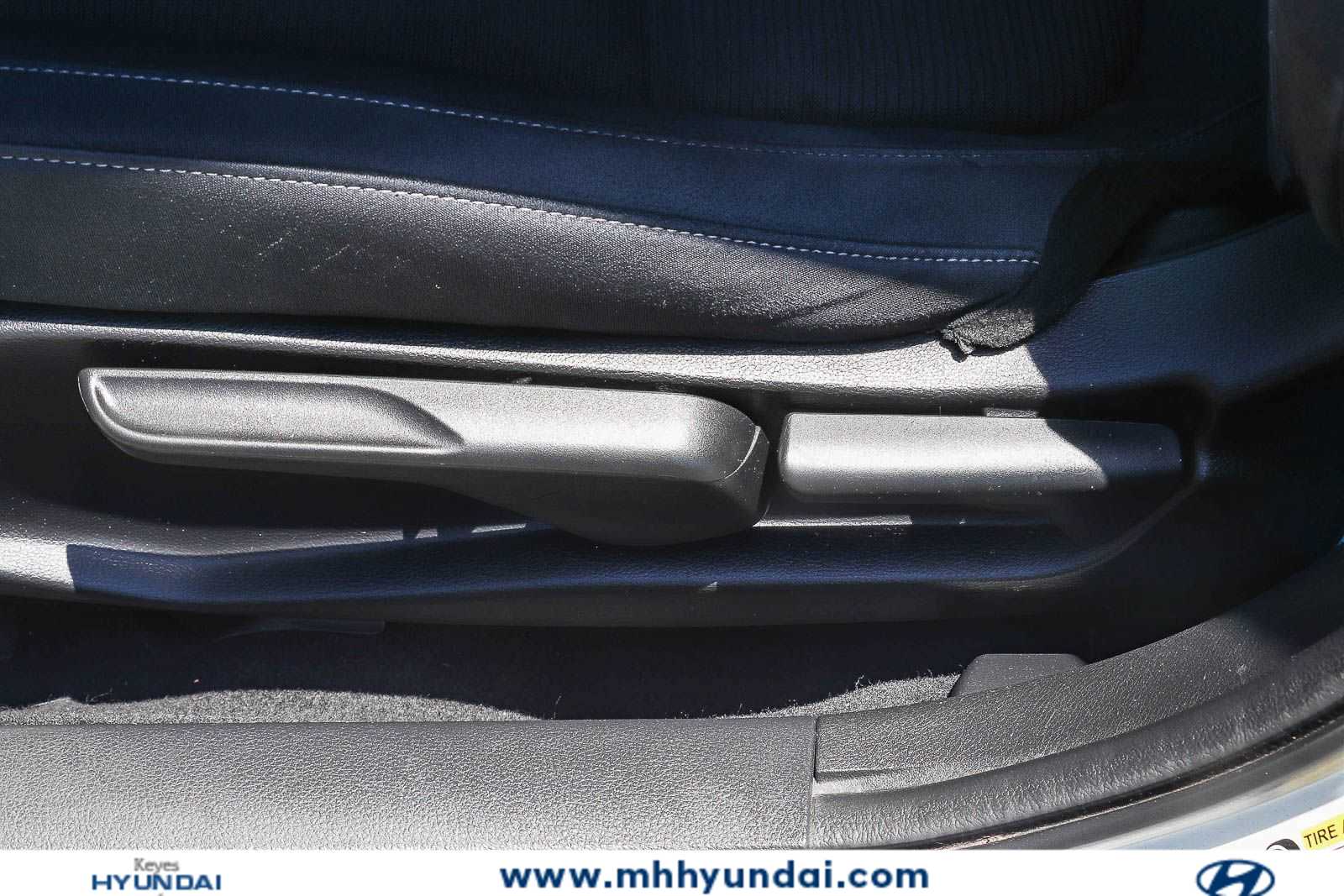 Thumbnail: 2019 Honda Insight - 19
