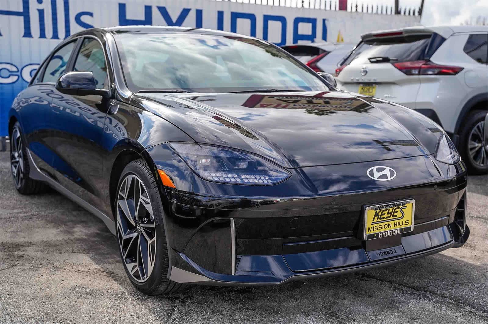 Thumbnail: 2024 Hyundai Ioniq 6 - 3