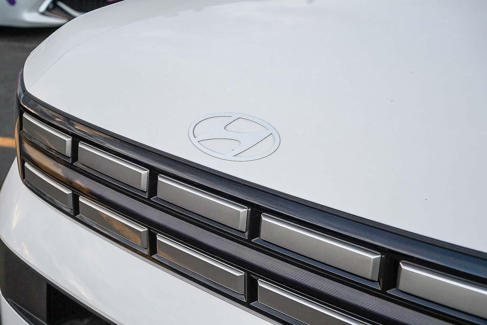 Thumbnail: 2026 Hyundai Santa Fe - 9