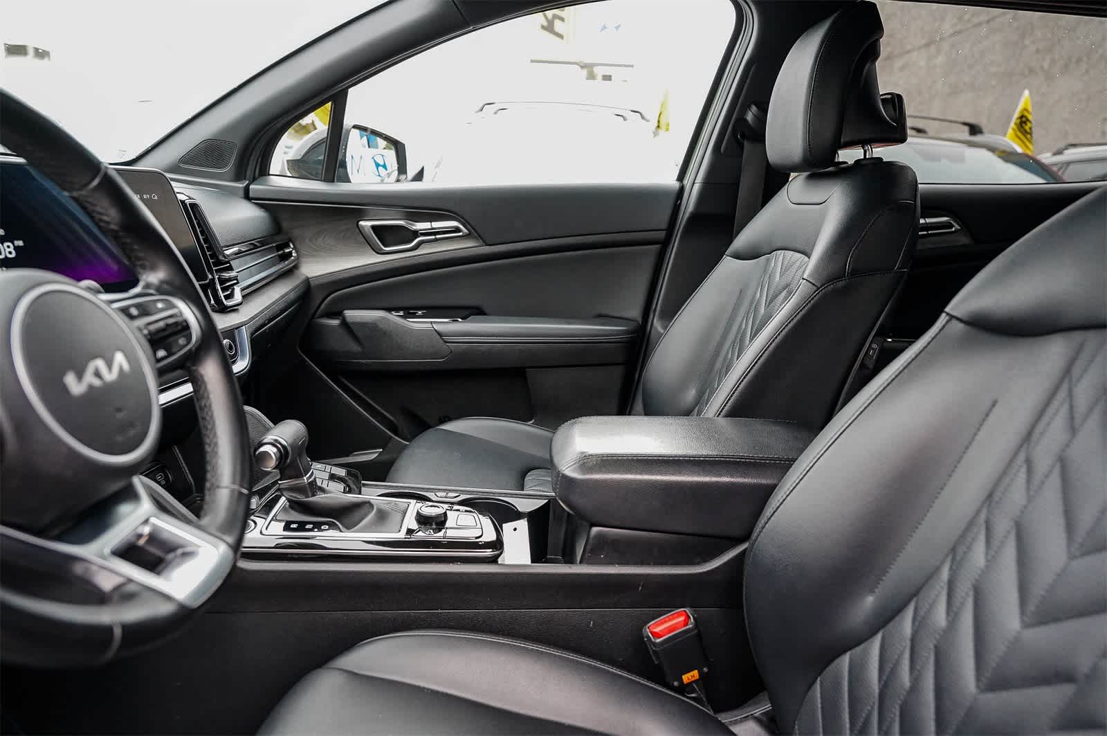 Thumbnail: 2023 Kia Sportage - 17