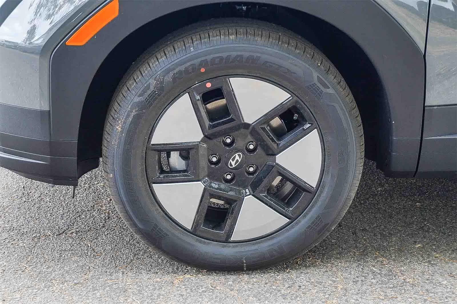 Thumbnail: 2026 Hyundai Santa Fe - 10