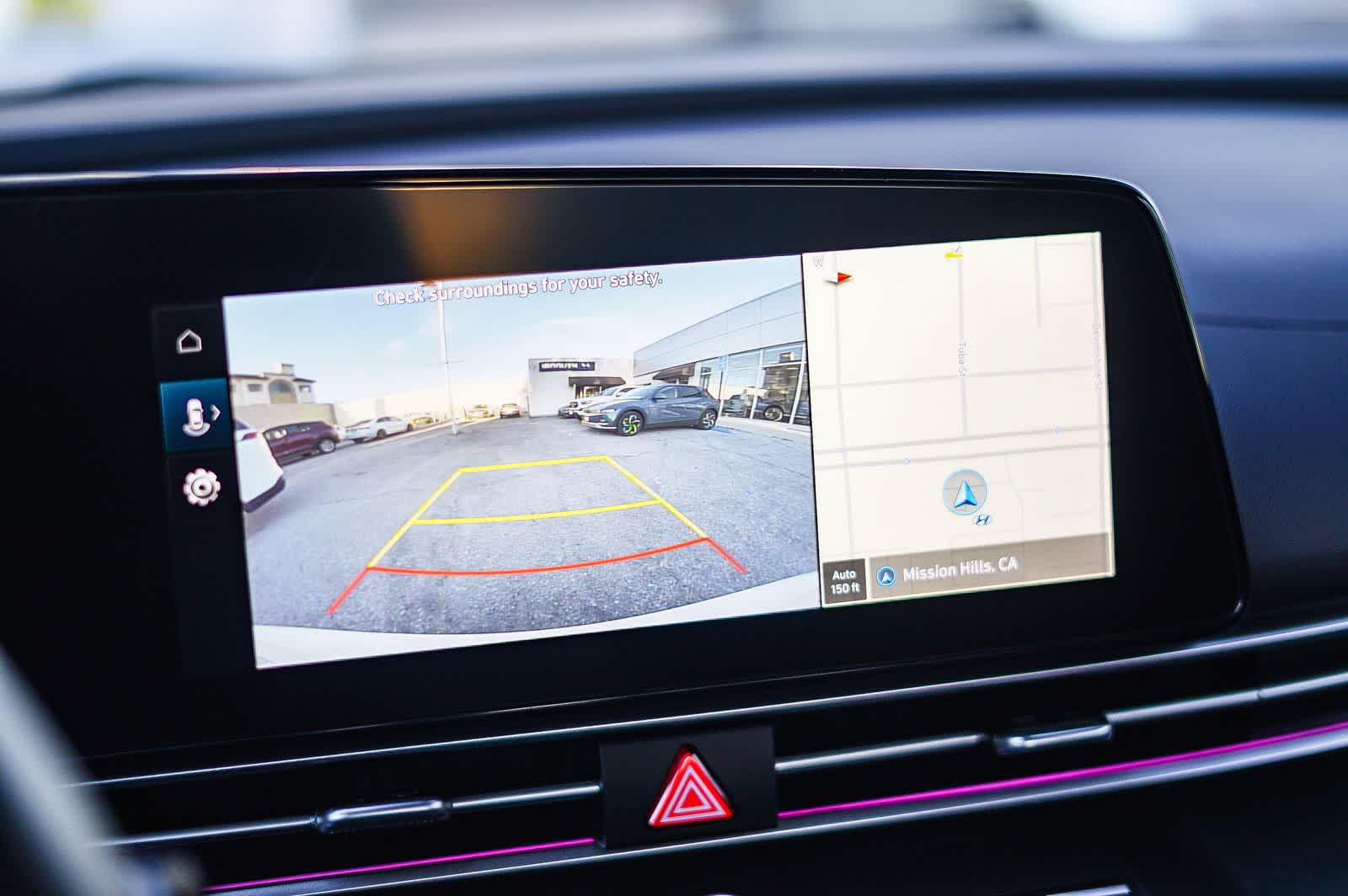 Thumbnail: 2025 Hyundai Elantra - 25