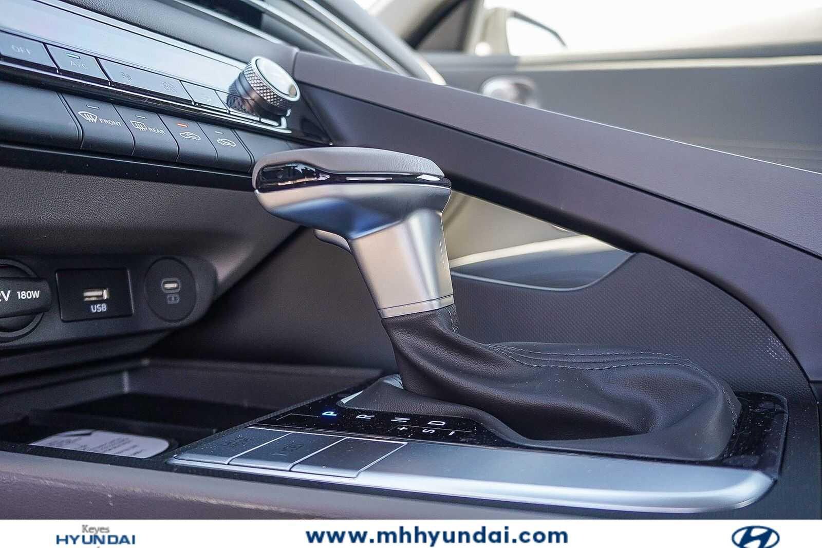 Thumbnail: 2026 Hyundai Elantra - 26