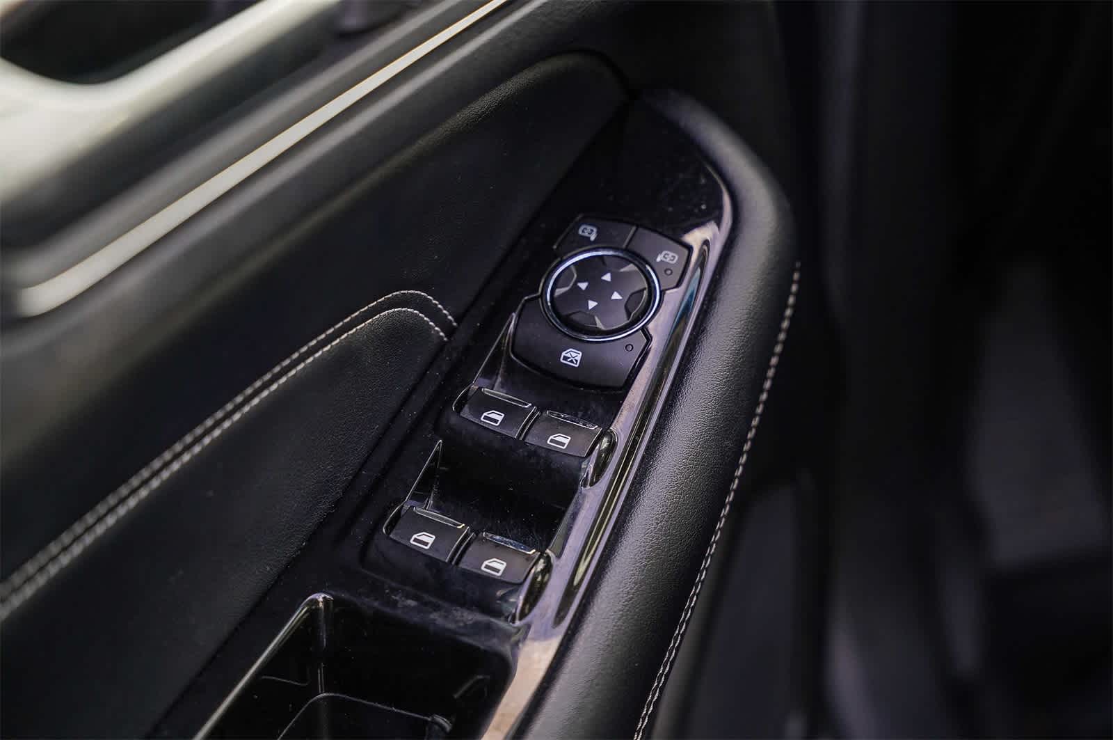 Thumbnail: 2018 Ford Edge - 13