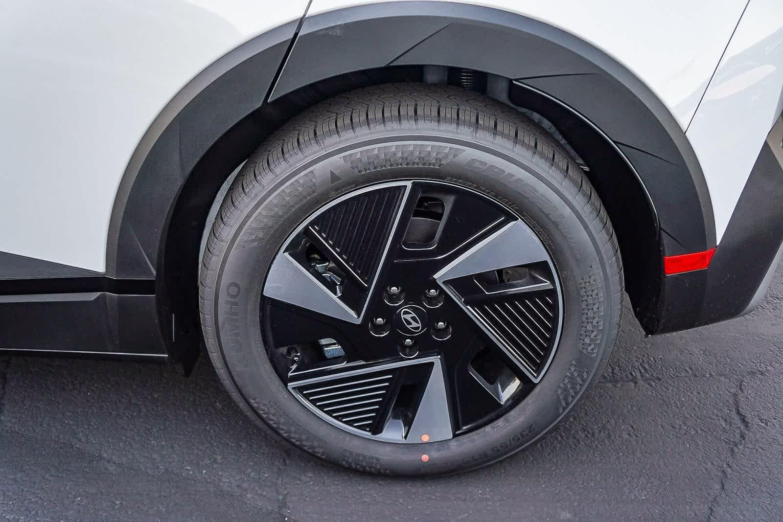 Thumbnail: 2026 Hyundai Ioniq 5 - 11