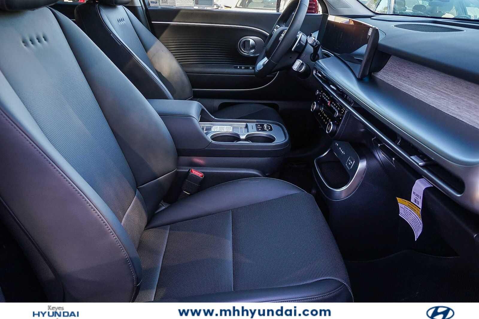 Thumbnail: 2026 Hyundai Ioniq - 19