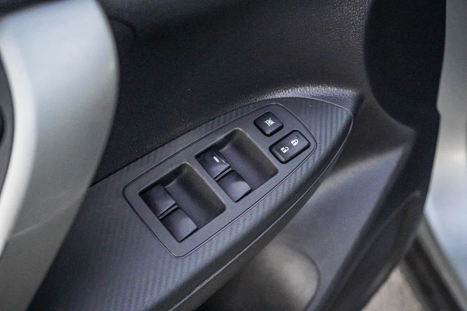 Thumbnail: 2023 Mitsubishi Eclipse Cross - 19