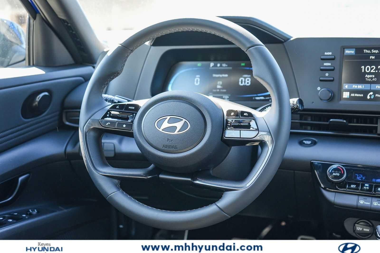 Thumbnail: 2025 Hyundai Elantra - 17